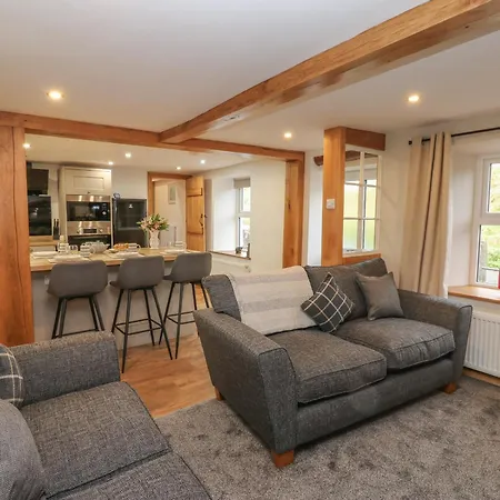 בית נופש Lime Tree *